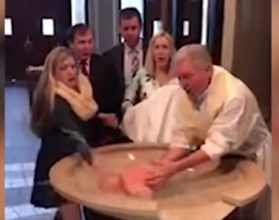 Svešteniku ispalo dijete iz ruku