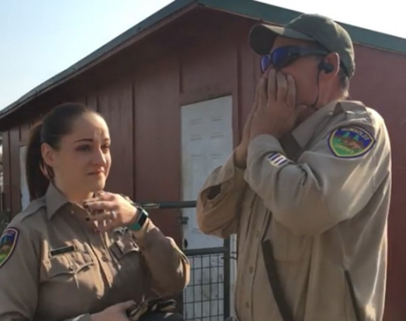 Prvi put u životu vidi sve boje