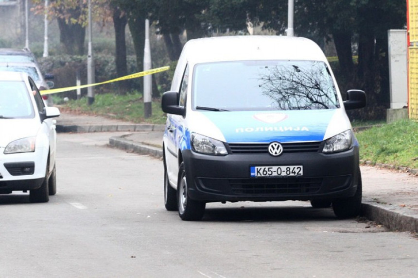 Trebinje: Bježao od policije pa sletio sa puta