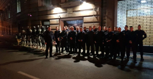 Policija uz pomoć pasa pretresala ćelije u KPZ SA