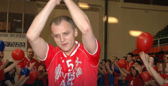 Iznenada preminuo Dejan Brđović