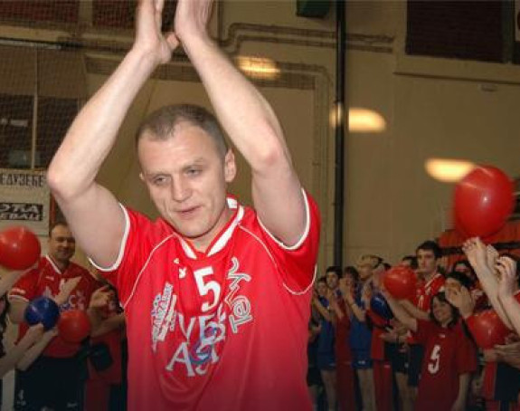 Iznenada preminuo Dejan Brđović