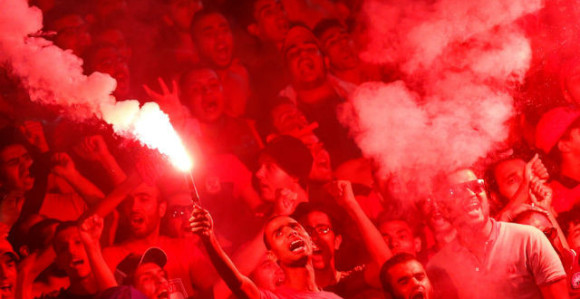 Revolucija - Brondbi PRAVI BAKLJE za svoje navijače!