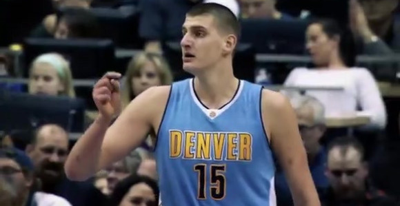 Video - NBA: Jokiću prepolovljena minutaža, pa i poeni!