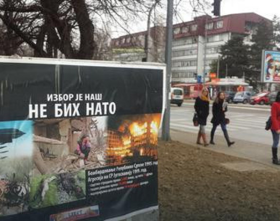 Постављени плакати  "НЕ БИХ НАТО"