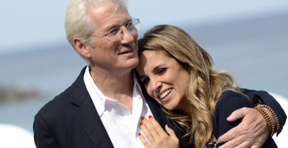 Gir se ženi duplo mlađom djevojkom