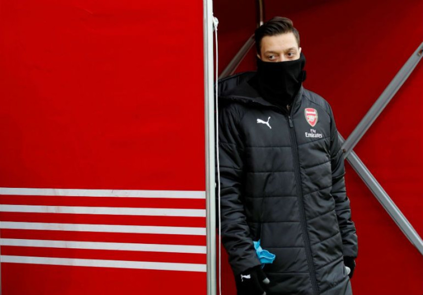 Arsenal je riješio: Mesut Ozil na prodaju!