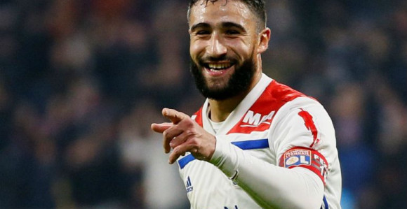 Čelsi poslao Zahavija po Fekira!