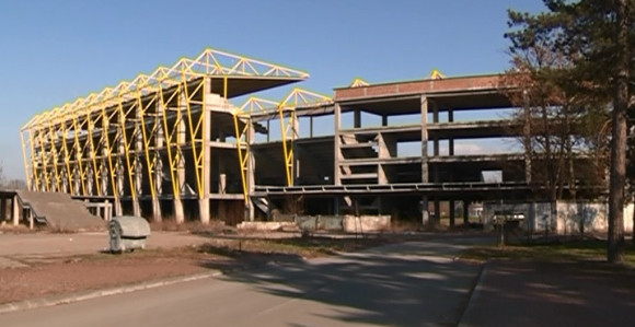 Vlada distrikta: Nećemo rušiti stadion