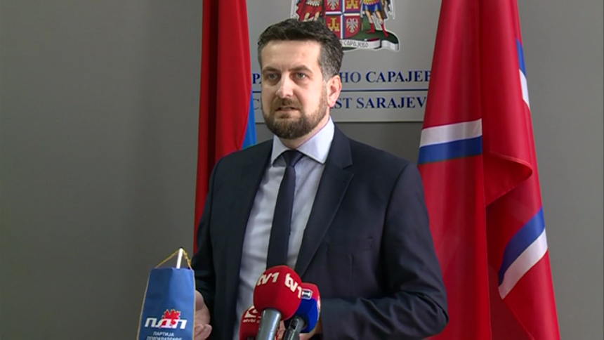Selfi premijerke - zabava za vikend