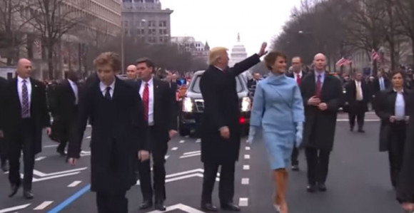 Tramp ugledao rusku zastavu i...