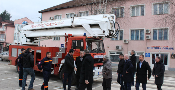 Predstavljeno vatrogasno vozilo