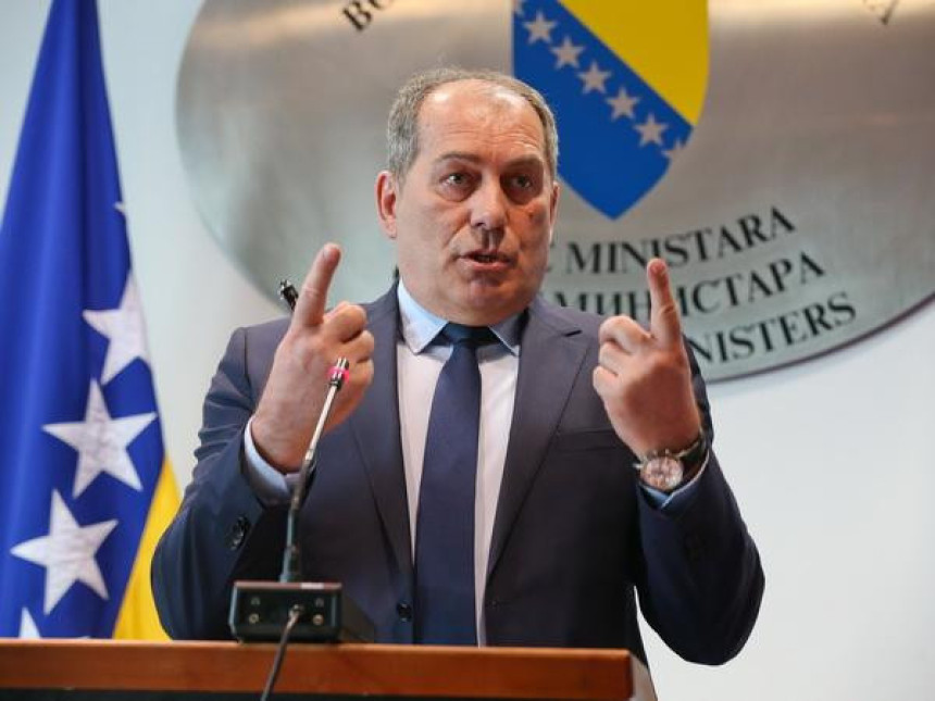 ''Skinuti program s dnevnog reda''