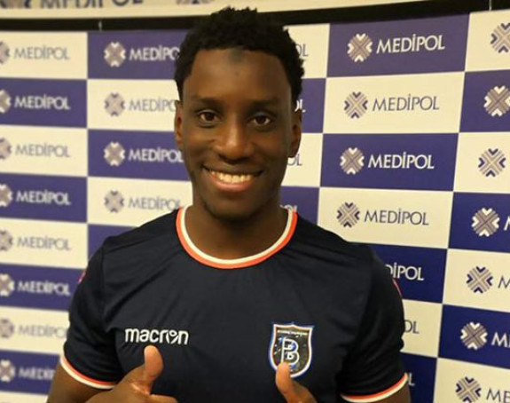 Demba Ba se vratio u Istanbul!