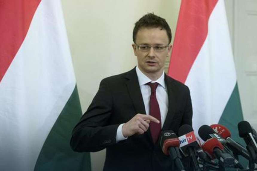 Kroz Mađarsku migranti neće prolaziti