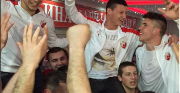 Fudbaleri Zvezde uz harmoniku u Bijeljini