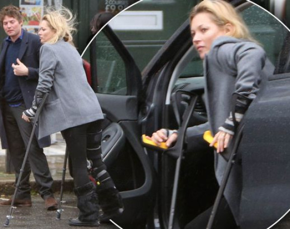 Kejt Mos završila u bolnici