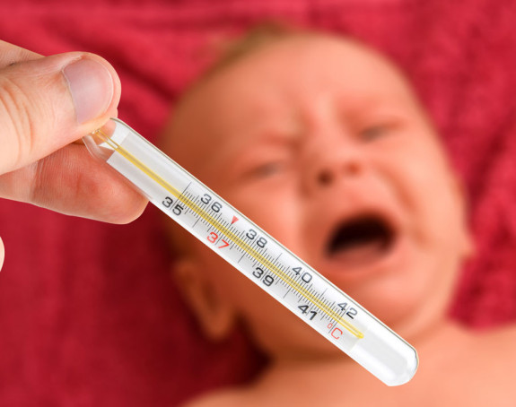 Kako bebama da spustimo temperaturu