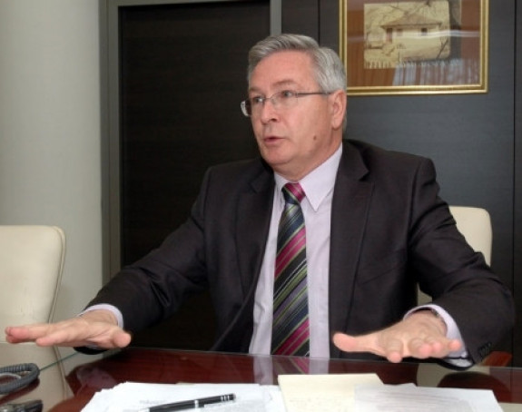 Додатни притисак на Врховни суд Српске