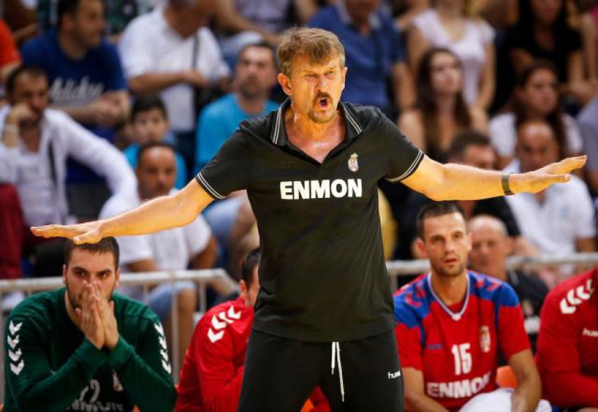 Cvetković prozvao igrače da su lumpovali po Zagrebu!