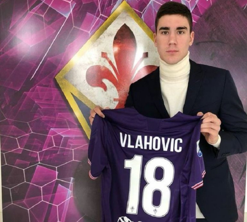 Vlahović u ljubičastom: Hoću kao Jovetić!