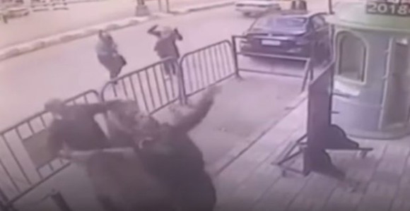 Policajac spasao dijete u padu