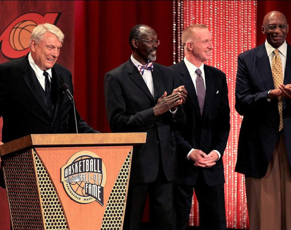 Šta radi NBA legenda u penziji? Duva!