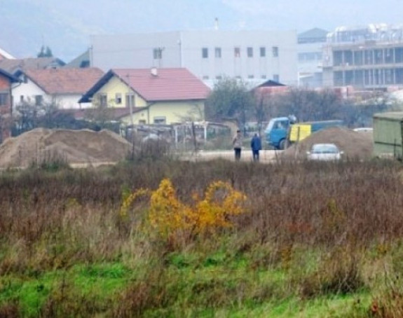 Milionske prevare sa školskim zemljištem