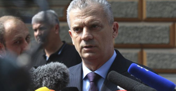 Izetbegoviću vrijeme isteklo