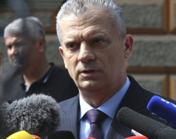 Izetbegoviću vrijeme isteklo