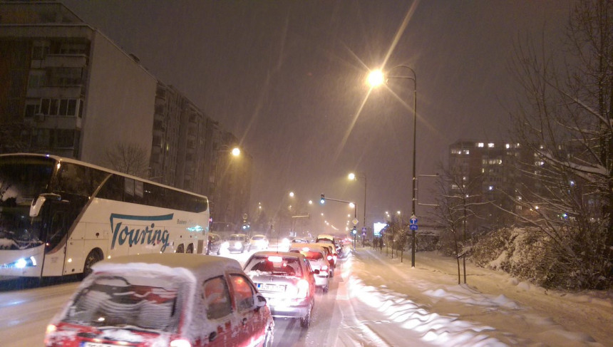 Сарајево: Снијег изазвао колапс