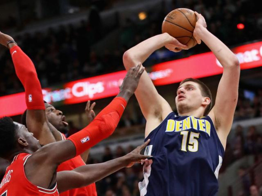 Jokić "pokorio" Čikago za "Srpsko veče"!