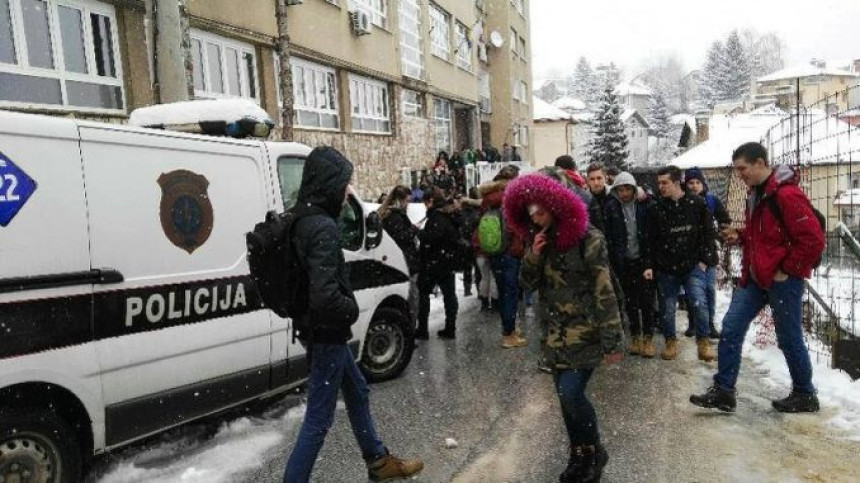 Lažna dojava o dvije bombe