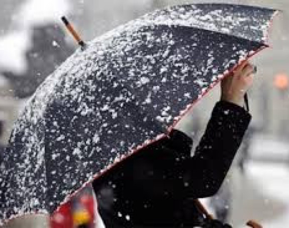 Danas oblačno sa slabim snijegom