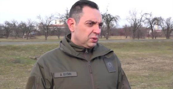Rado ministar ide u vojnike