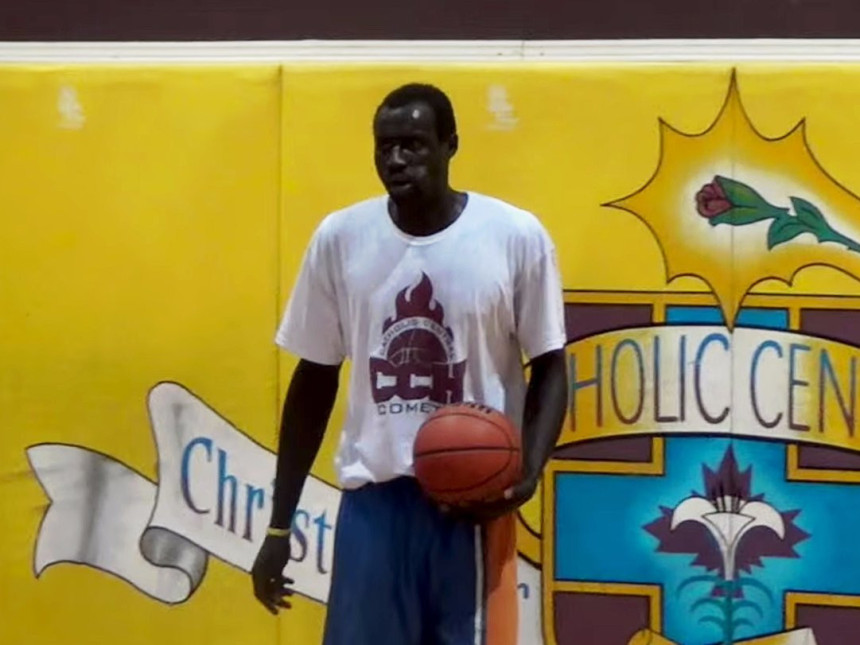 Video: Srednjoškolska zvijezda, a ima 29 godina?!