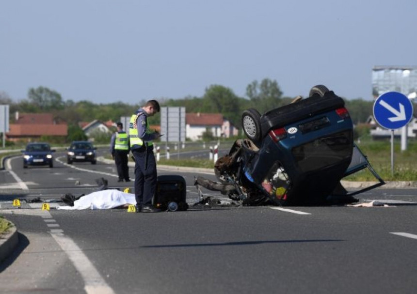 Teška nesreća: Ispao i poginuo
