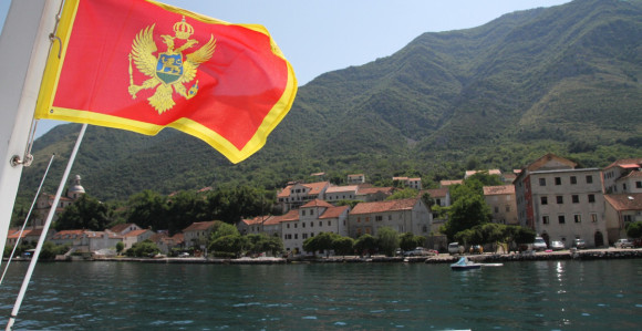 Mala je Crna Gora, ali milioni nisu