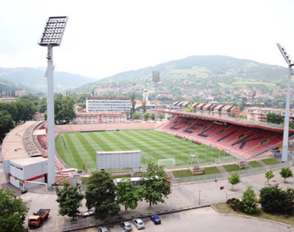 Problemi za Čelik: Platite dug ili ne igrate!