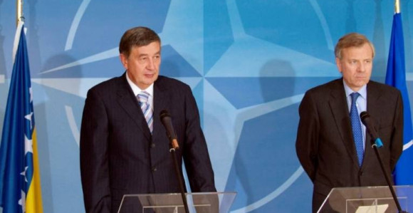 SDS: Ko je pisao sekretaru NATO-a  