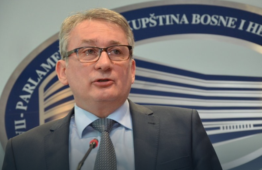Ponovo o zakonu o akcizama