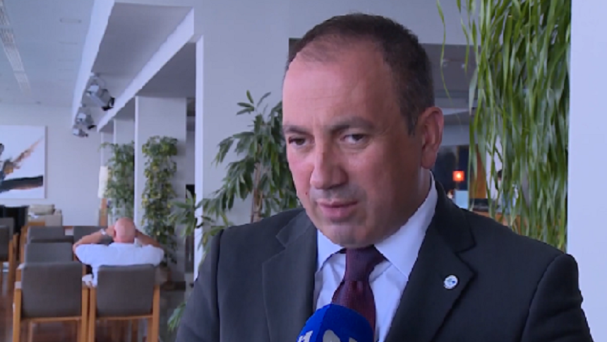 Crnadak na forumu u Njujorku