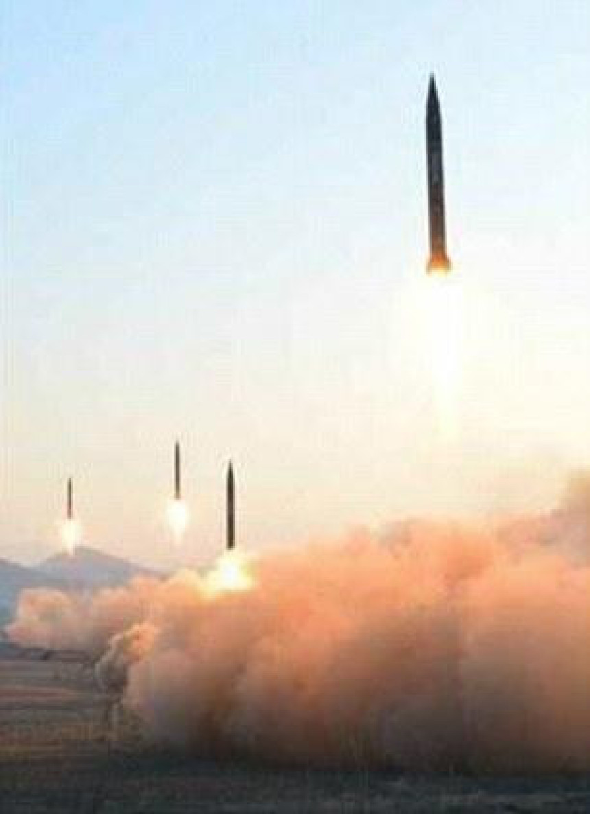 Sjeverna Koreja lansirala raketu