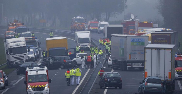 Sudar tramvaja i kamiona