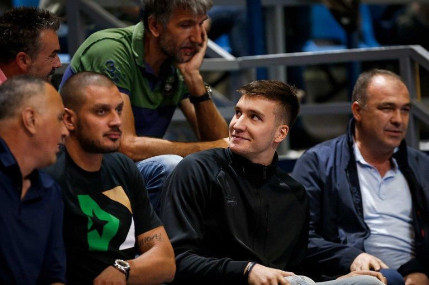 Звијезда Сакрамента у Пиониру!