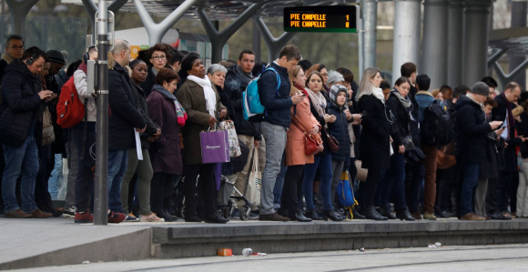 Štrajk službenika širom Francuske