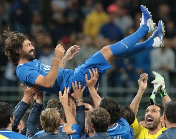 Del Pjero, Ronaldo, Toti, Ševčenko poslali Pirla u penziju!
