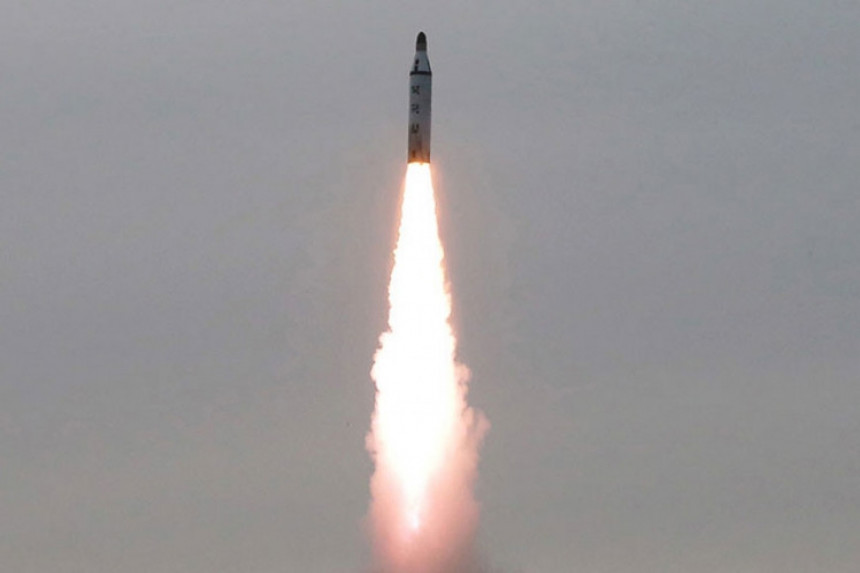 Pjongjang izvršio dva raketna ispaljenja