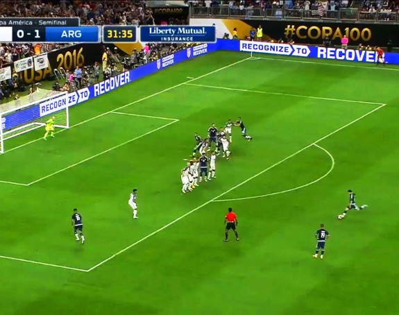 Video: Svi znaju gdje će šutirati, ali ne vrijedi!