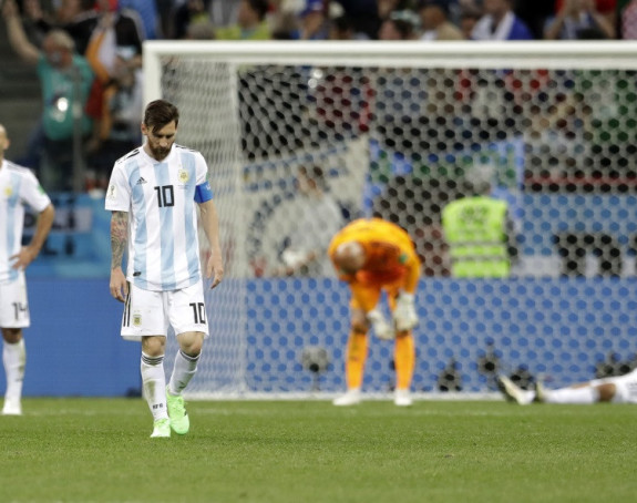 Priča: Mesi - "vanzemaljac" prizemljen!